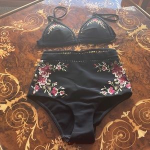 ZIMMERMANN worn once bikini swimsuit 2 piece sz0 (US 2-4) embroidered floral
